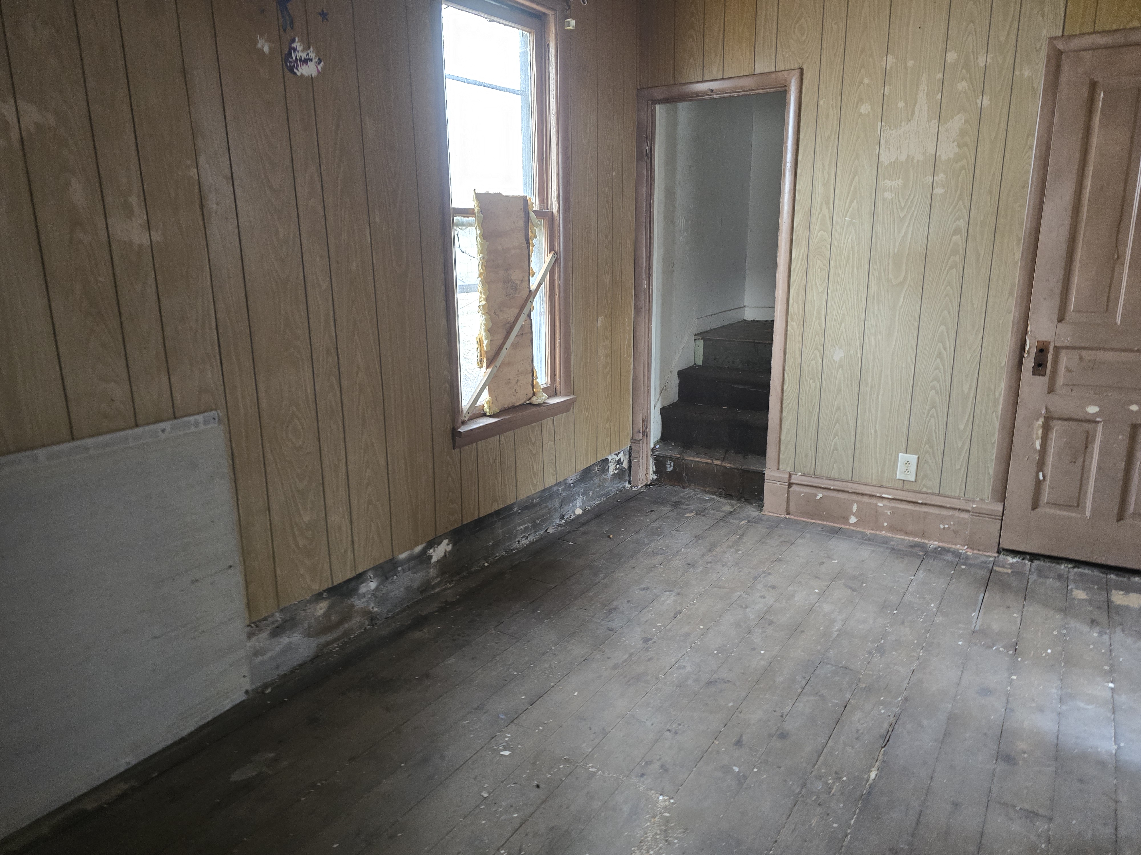 2011 W Ann St Peoria IL 61605