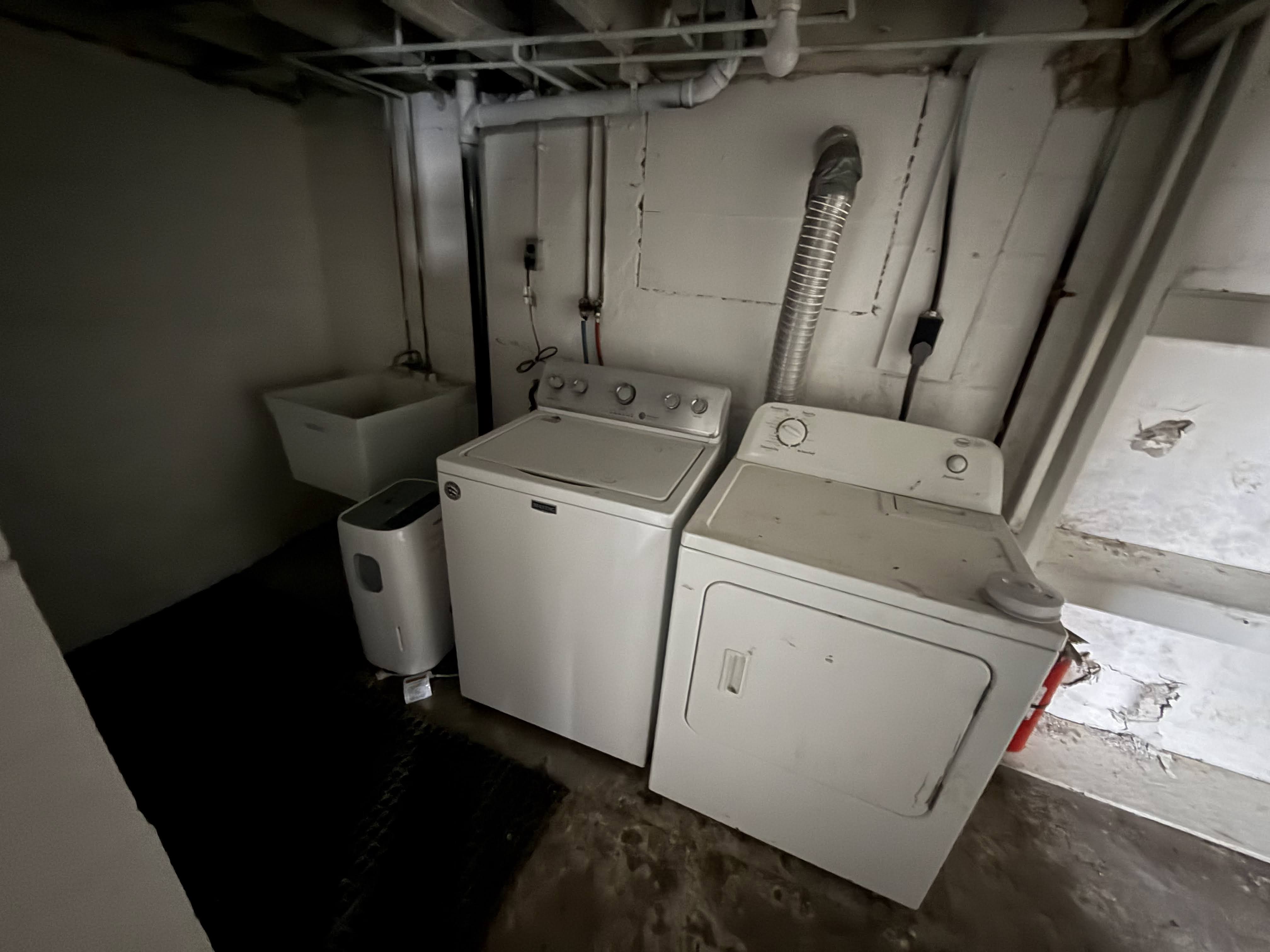 230 Locust St Ambridge, PA 15003