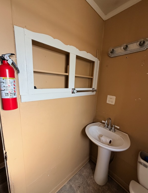 824 S Main St Bald Knob AR 72010