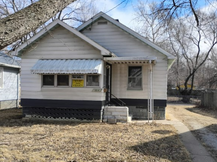 2214 N Linsley Ave Peoria IL 61604