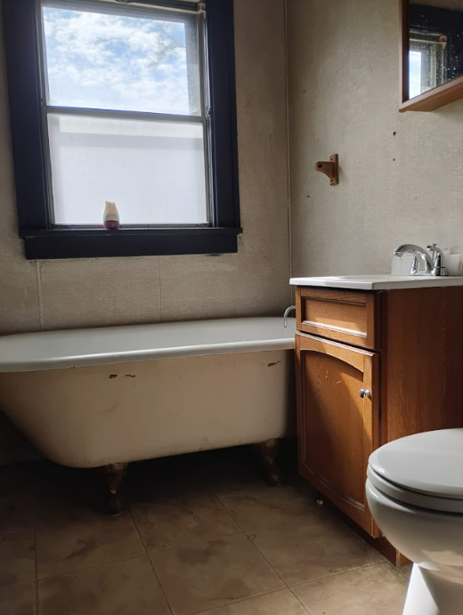 2214 N Linsley Ave Peoria IL 61604