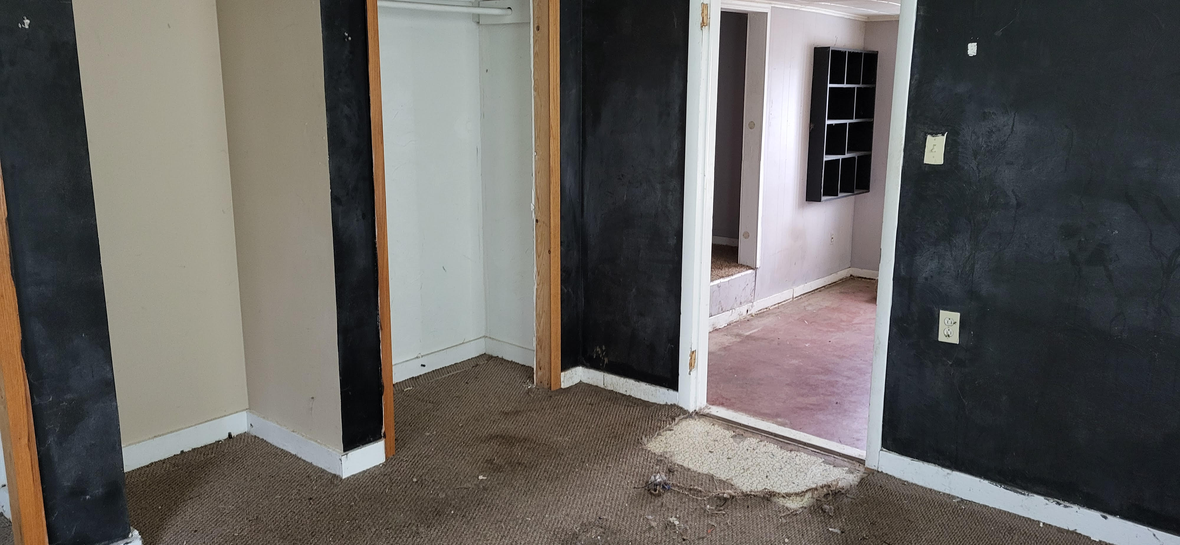 908 E  Edison St Independnce KS 67301