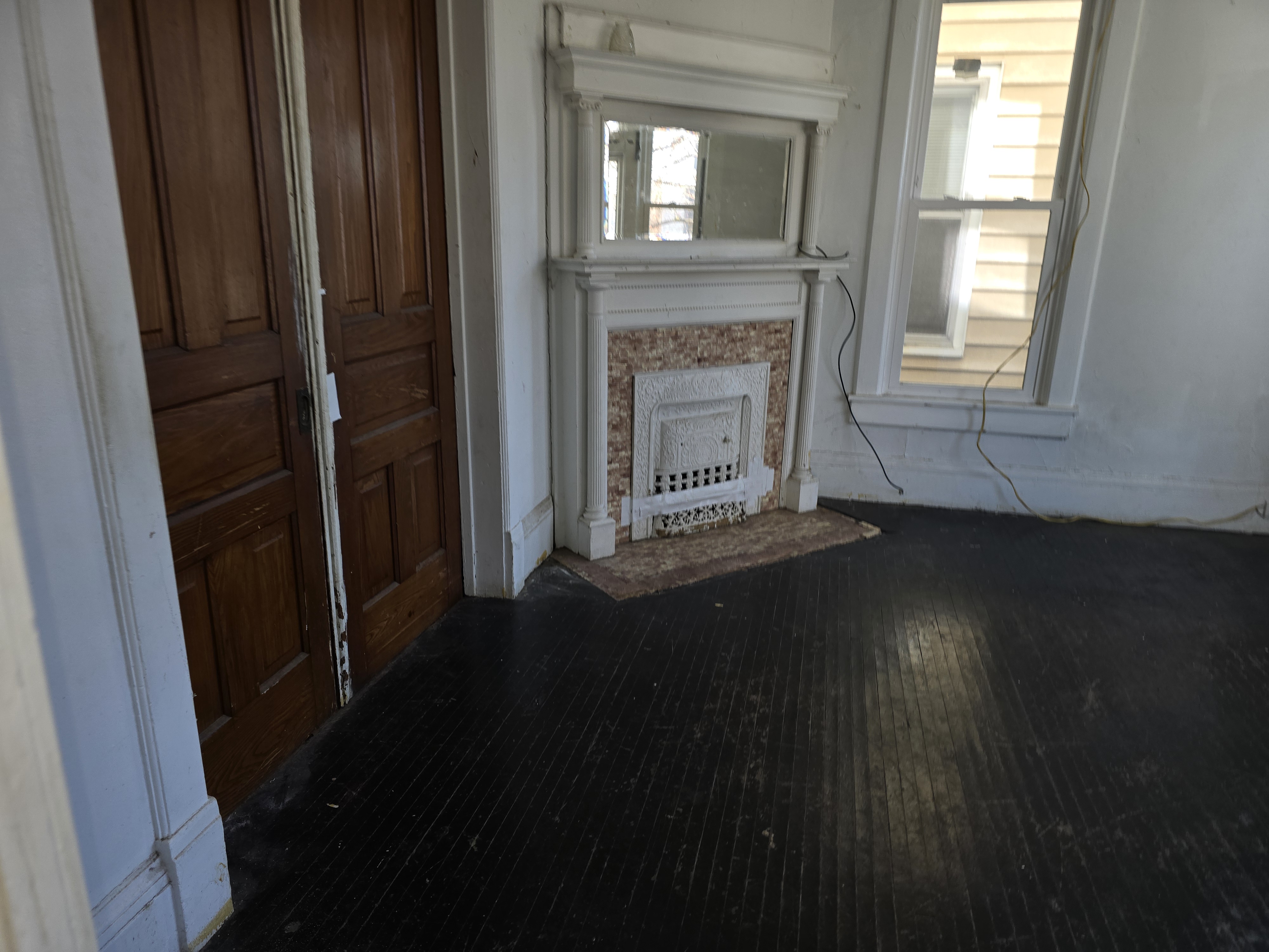 1806 N Peoria Ave Peoria IL 61603