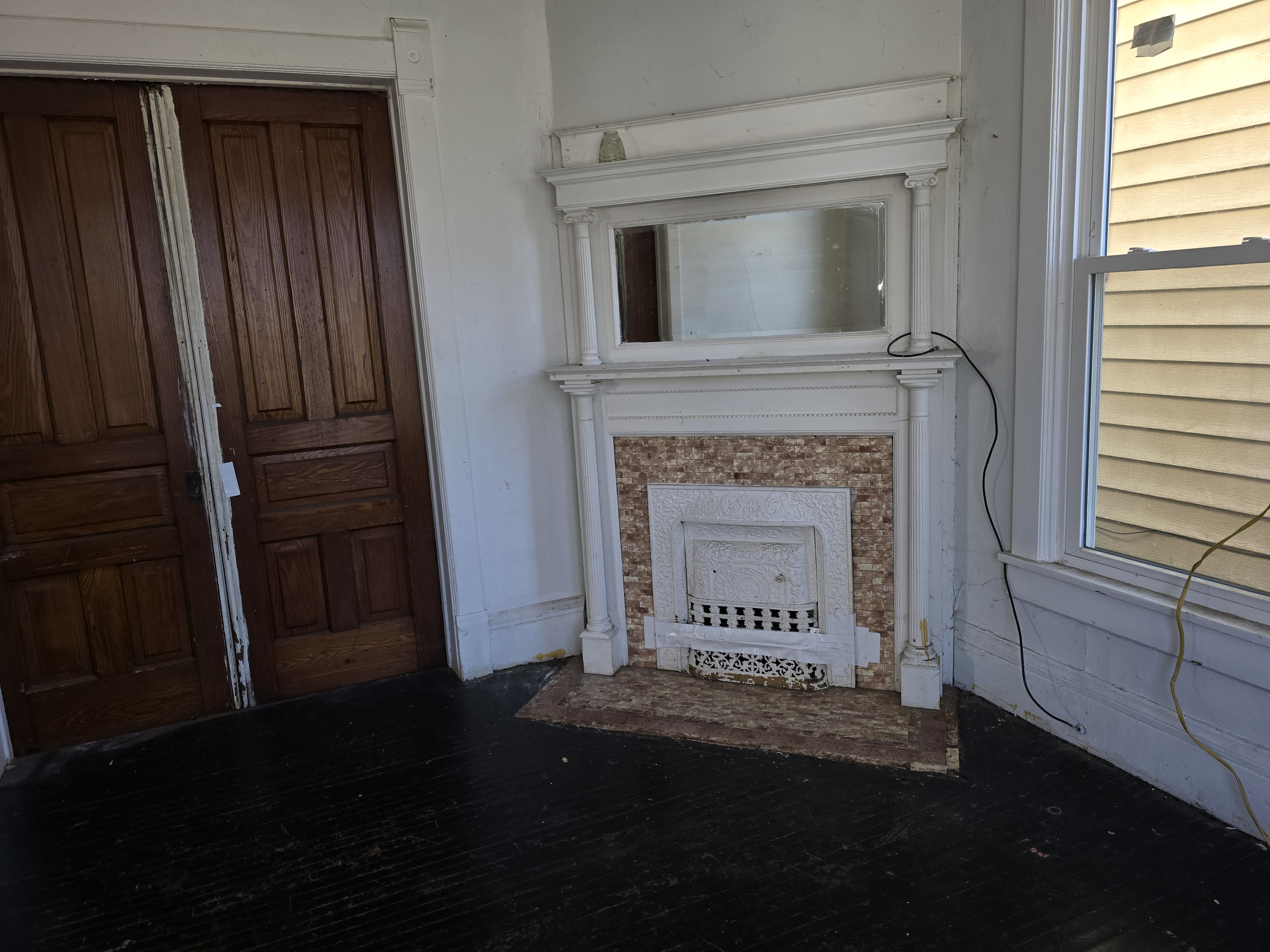 1806 N Peoria Ave Peoria IL 61603