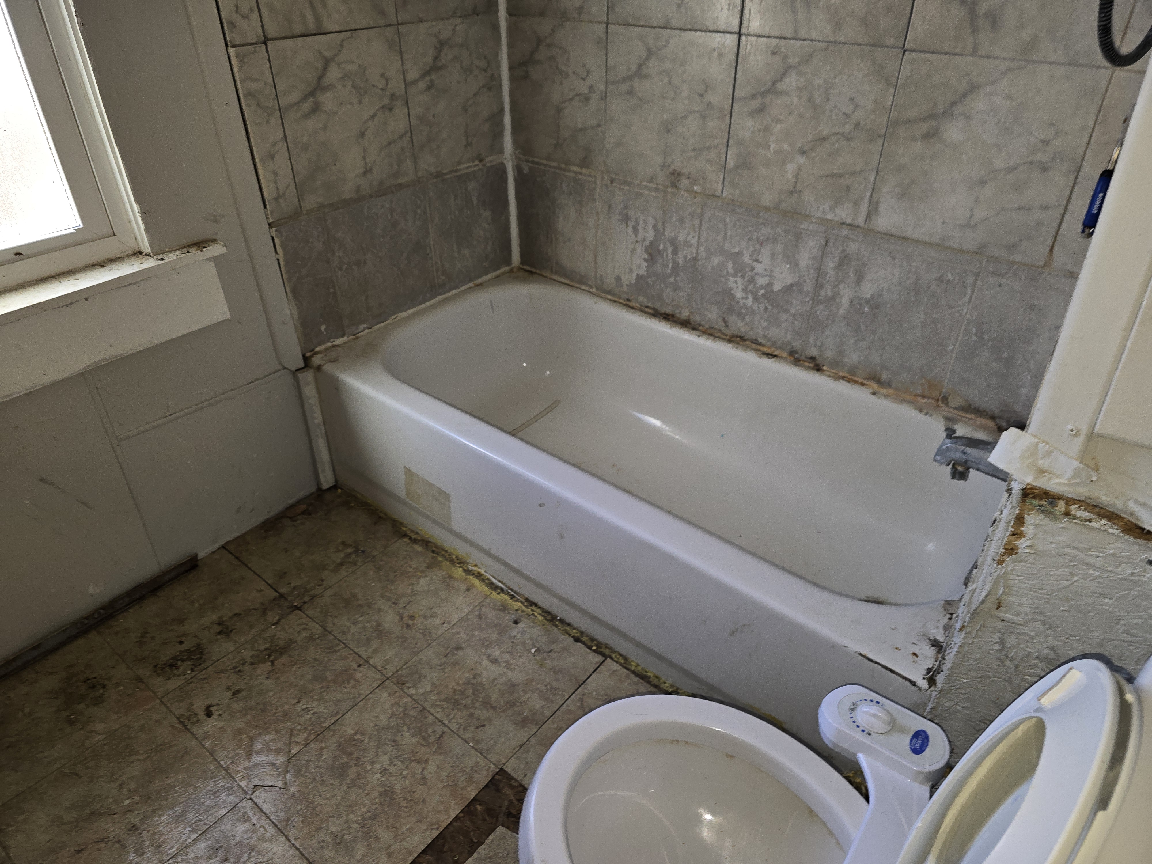 1806 N Peoria Ave Peoria IL 61603