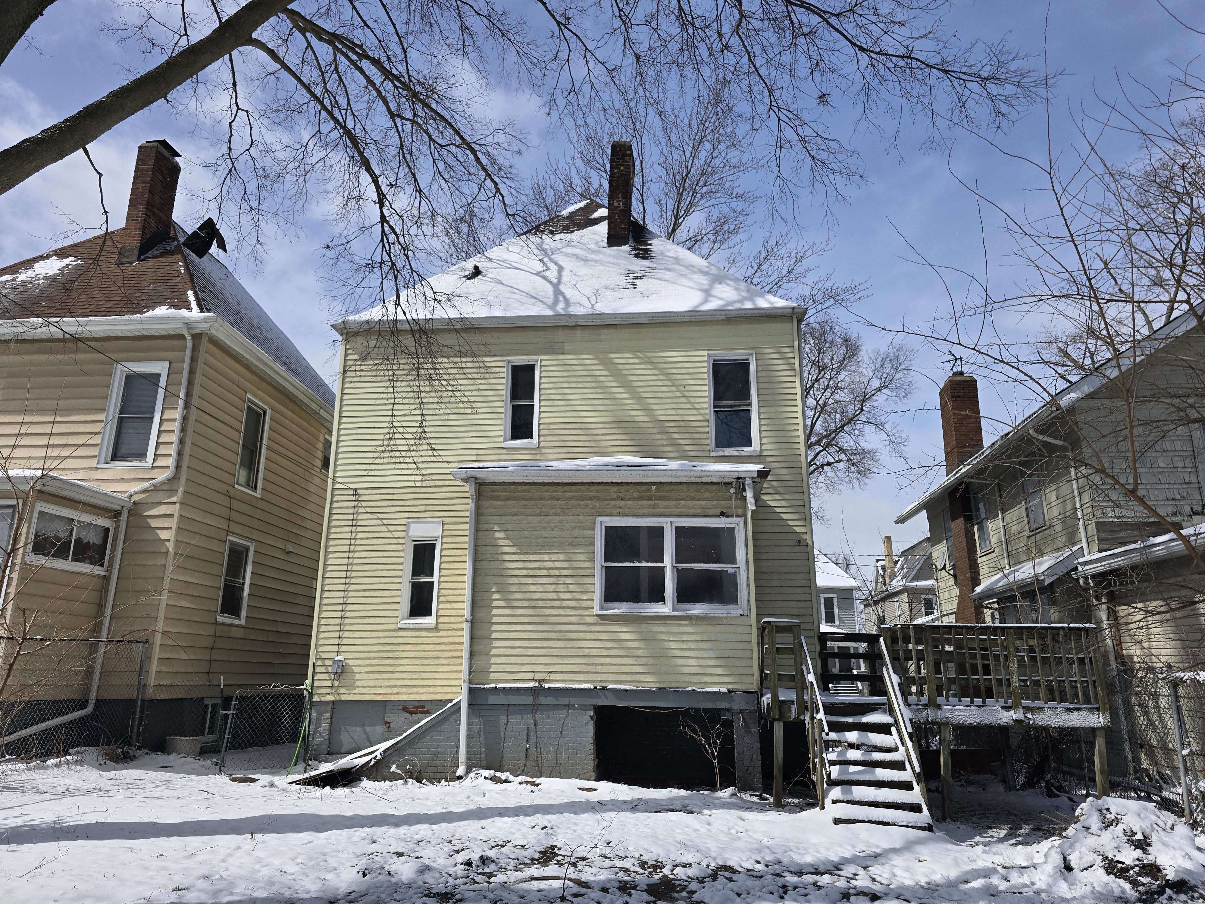 1806 N Peoria Ave Peoria IL 61603