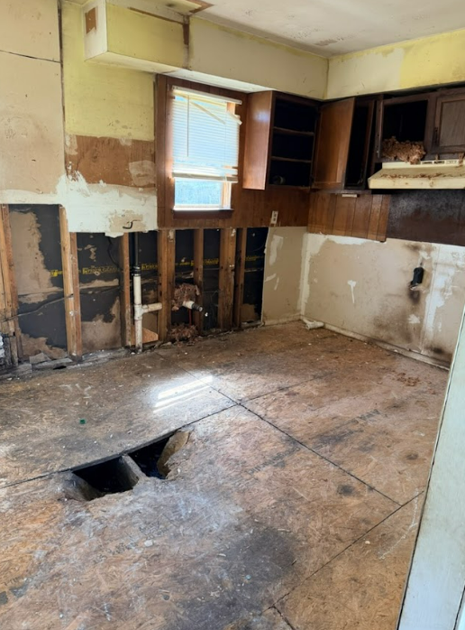 515 McBride Cir S Axis AL 36505