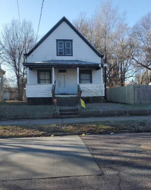 2012 W Garden St Peoria IL 61605