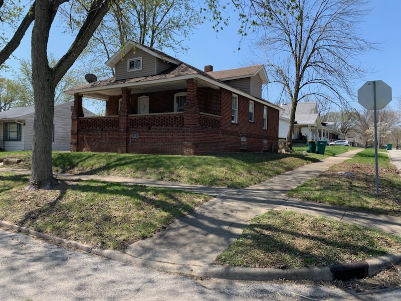 401 S 19th St Decatur IL 62521