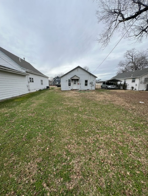 205 S Kansas St, Plainville, KS 67663