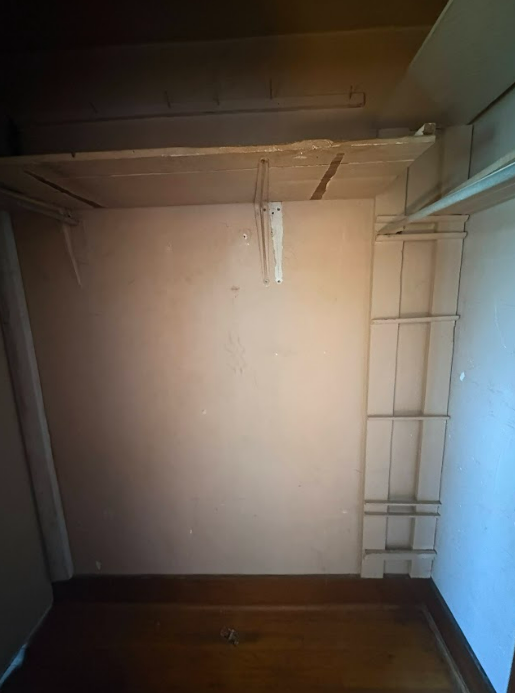 220 S Main St Griffin IN 47616