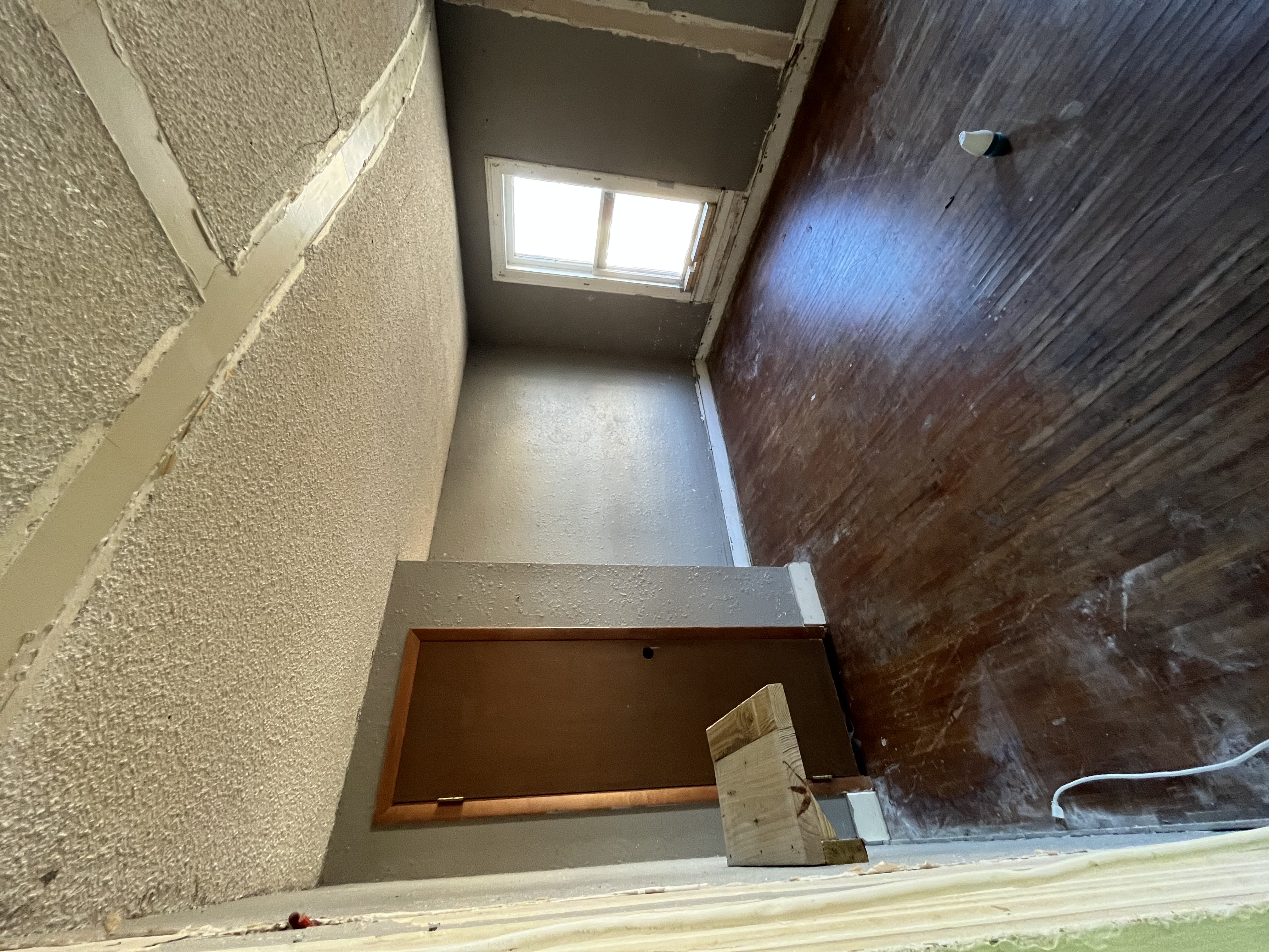 535 7th Ave S, Clinton, IA 52732