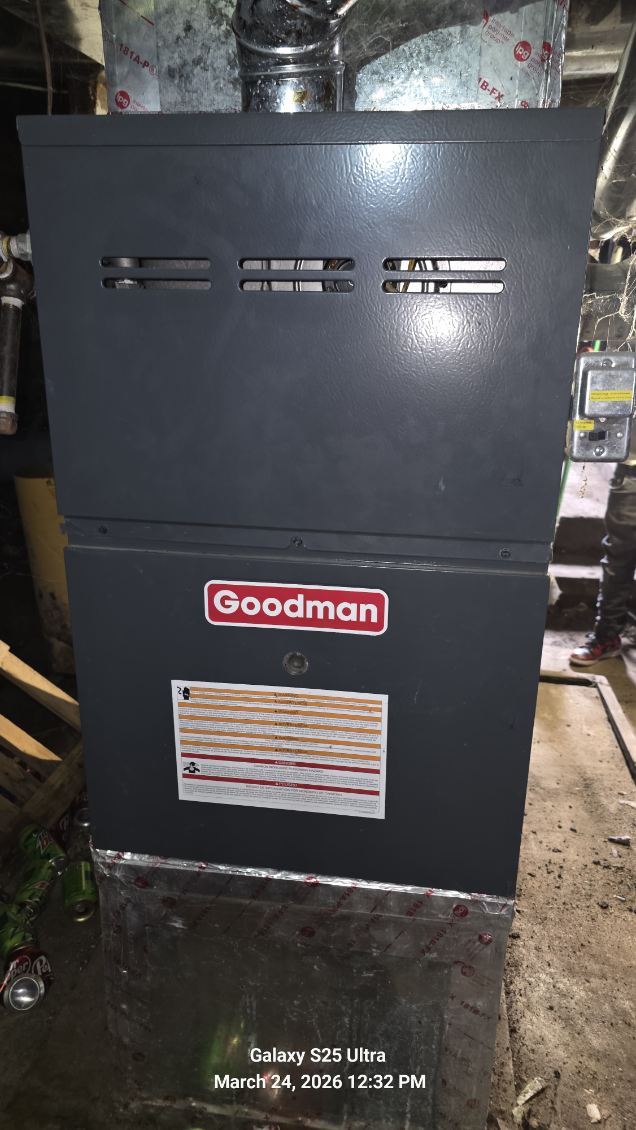 535 7th Ave S, Clinton, IA 52732