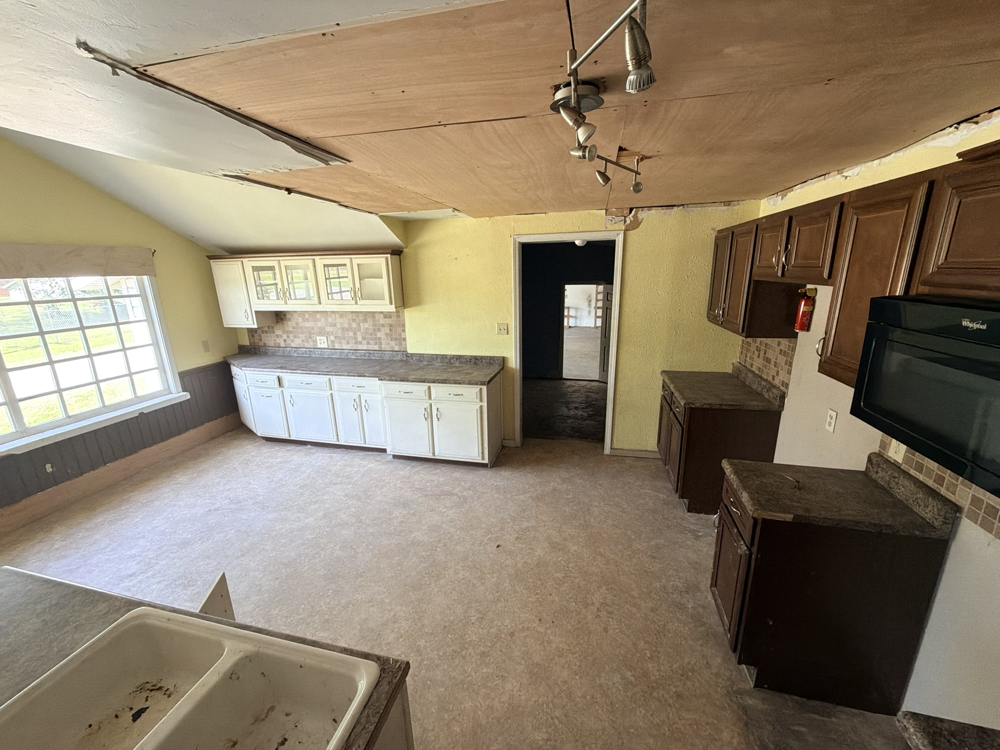 311 W 5TH ST Benton IL 62812