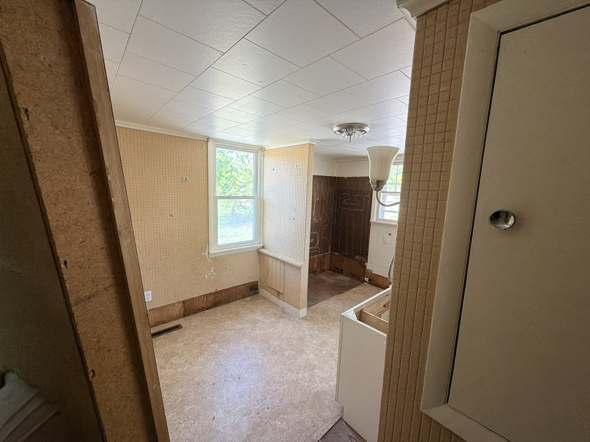 311 W 5TH ST Benton IL 62812