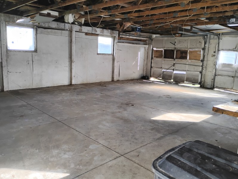 303 Walker St Garrett PA 15542