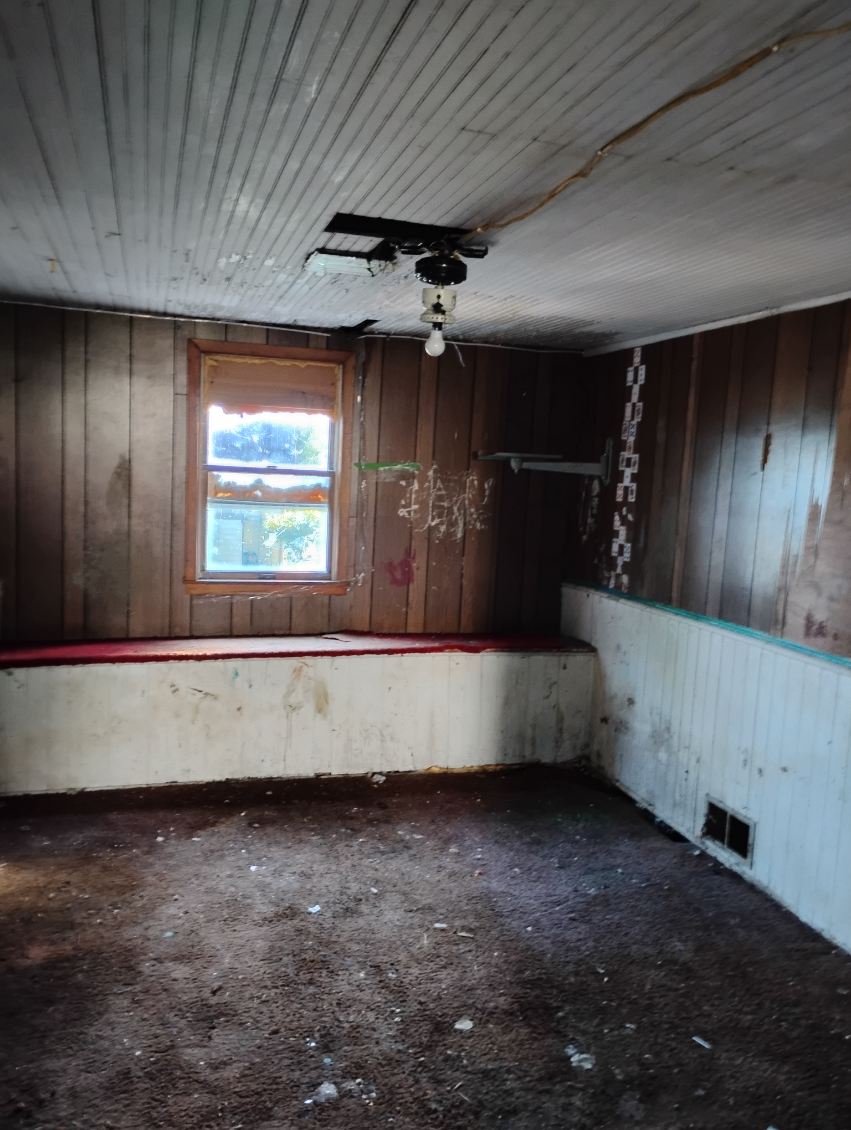 408 Main St Windber PA 15963