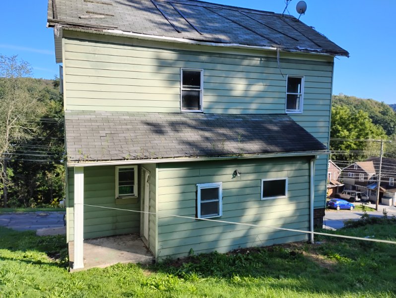 408 Main St Windber PA 15963