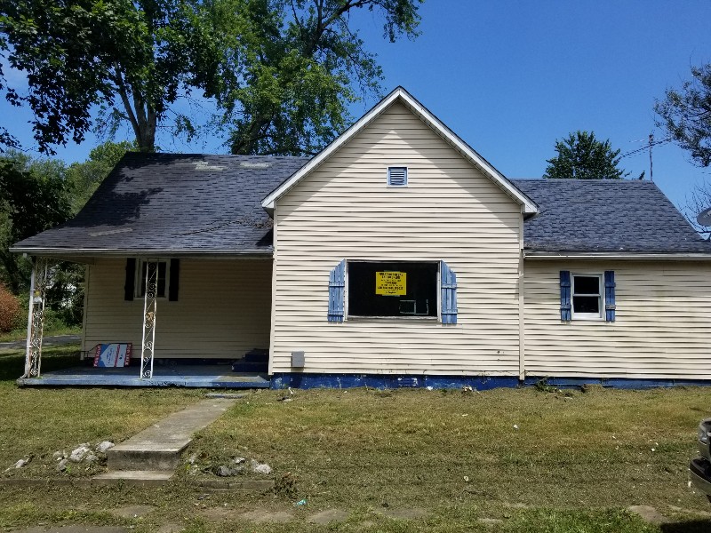 715 South Maple St Bicknell IN 47512