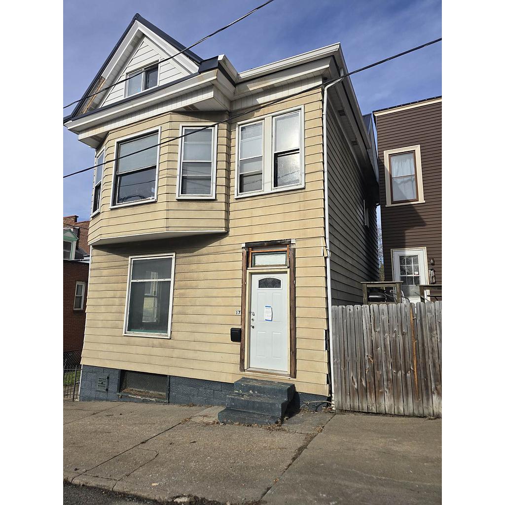 17 7th St Wheeling WV 26003