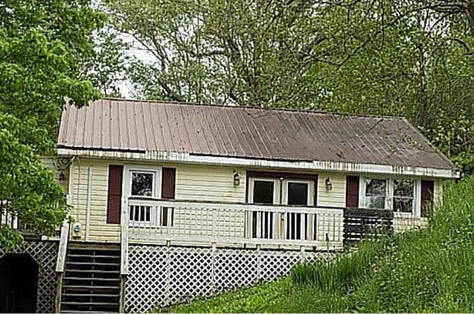 8209 Dry Fork Rd North Tazewell VA 24630