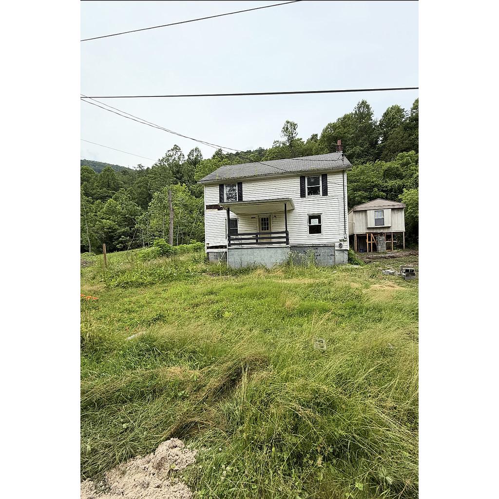 1621 Dawson Ave W Big Stone Gap VA 24219