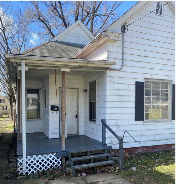 611 Haungs Ave Peoria IL 61603