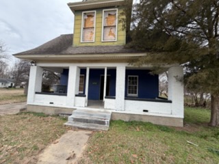 305 S Everett St Kennett MO 63857