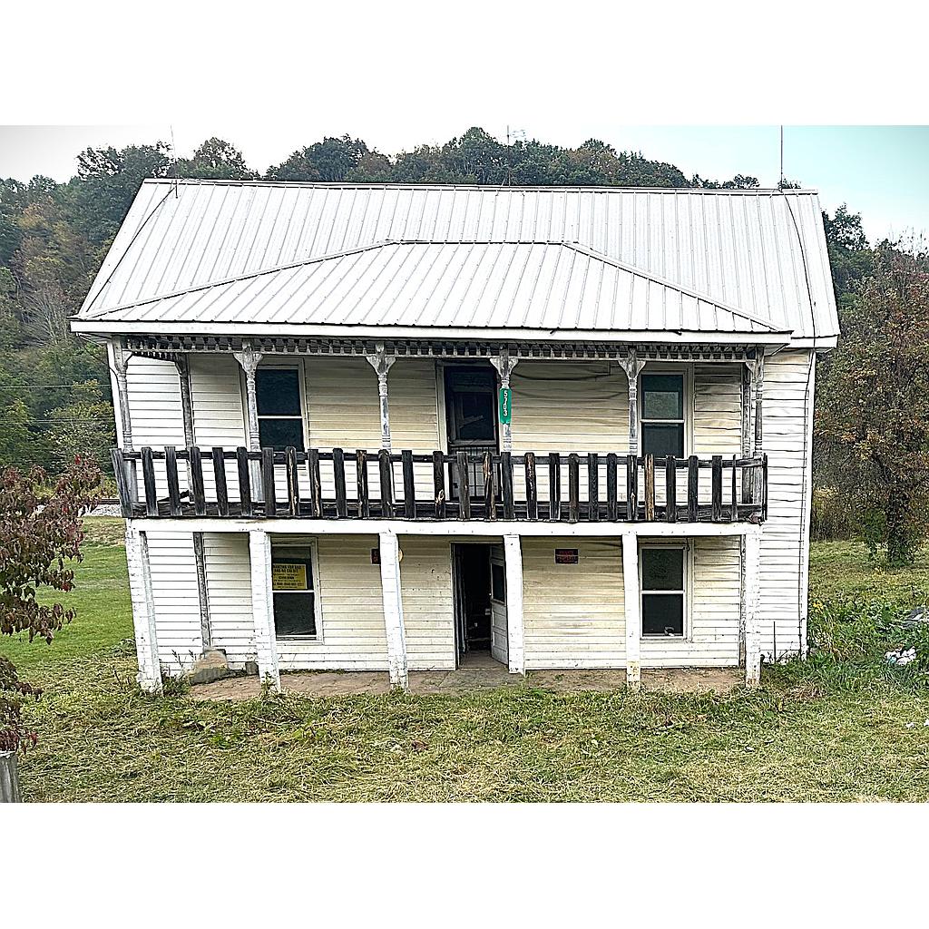 5703 Lee Hwy Atkins VA 24311