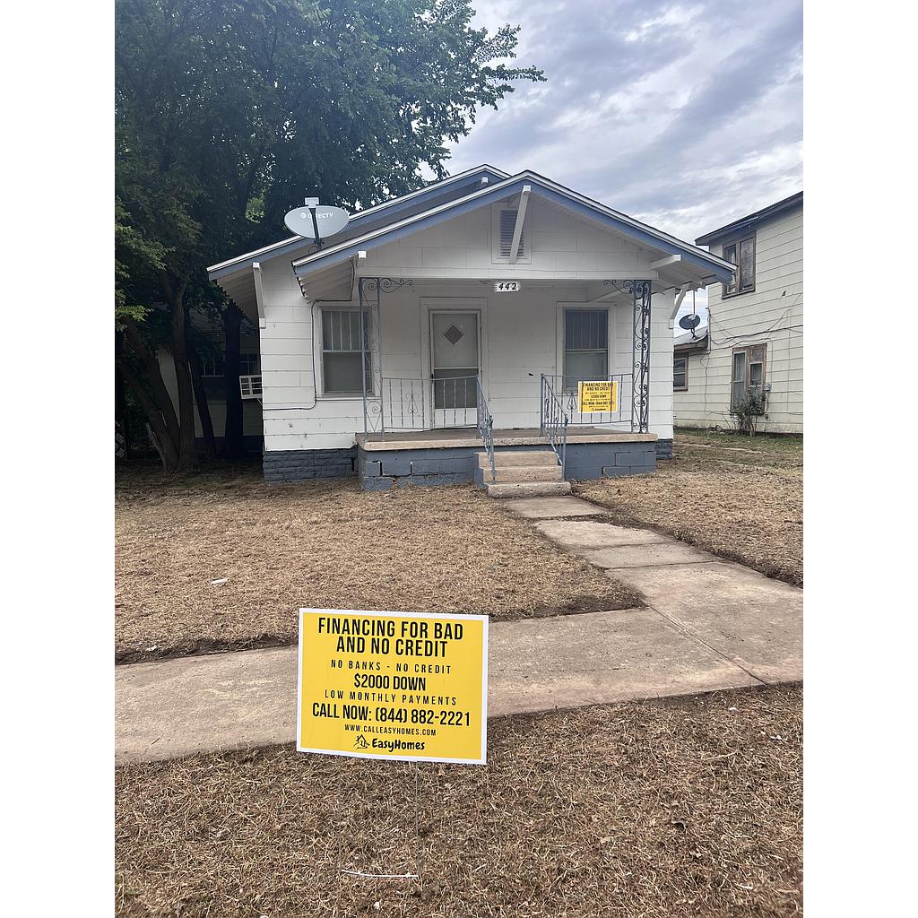 442 E Lincoln Ave Blackwell OK 74631