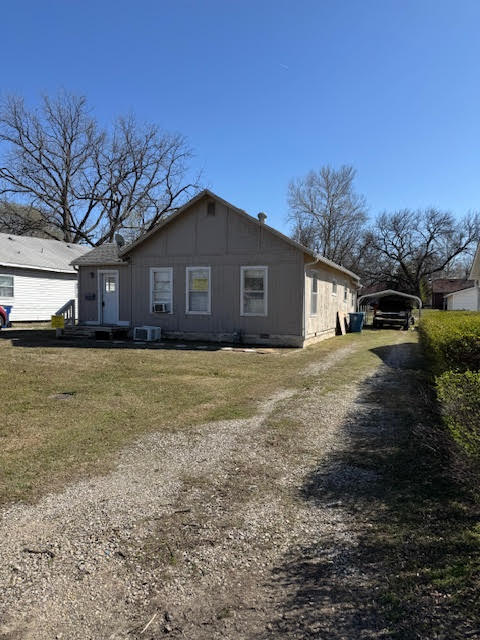 1205 West 1st Street Coffeyville KS 67337