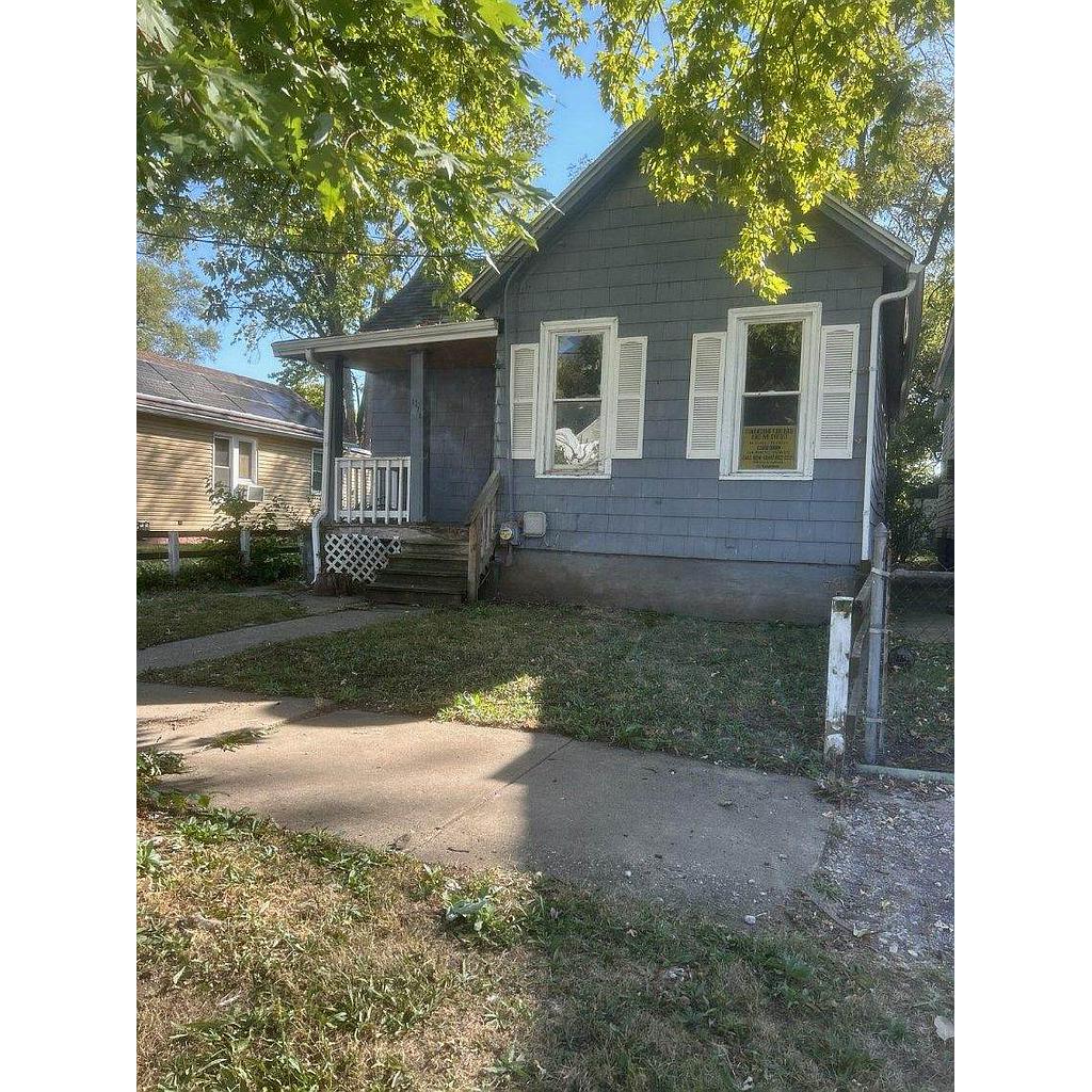 1220 W John H Gwynn Jr Ave Peoria IL61605