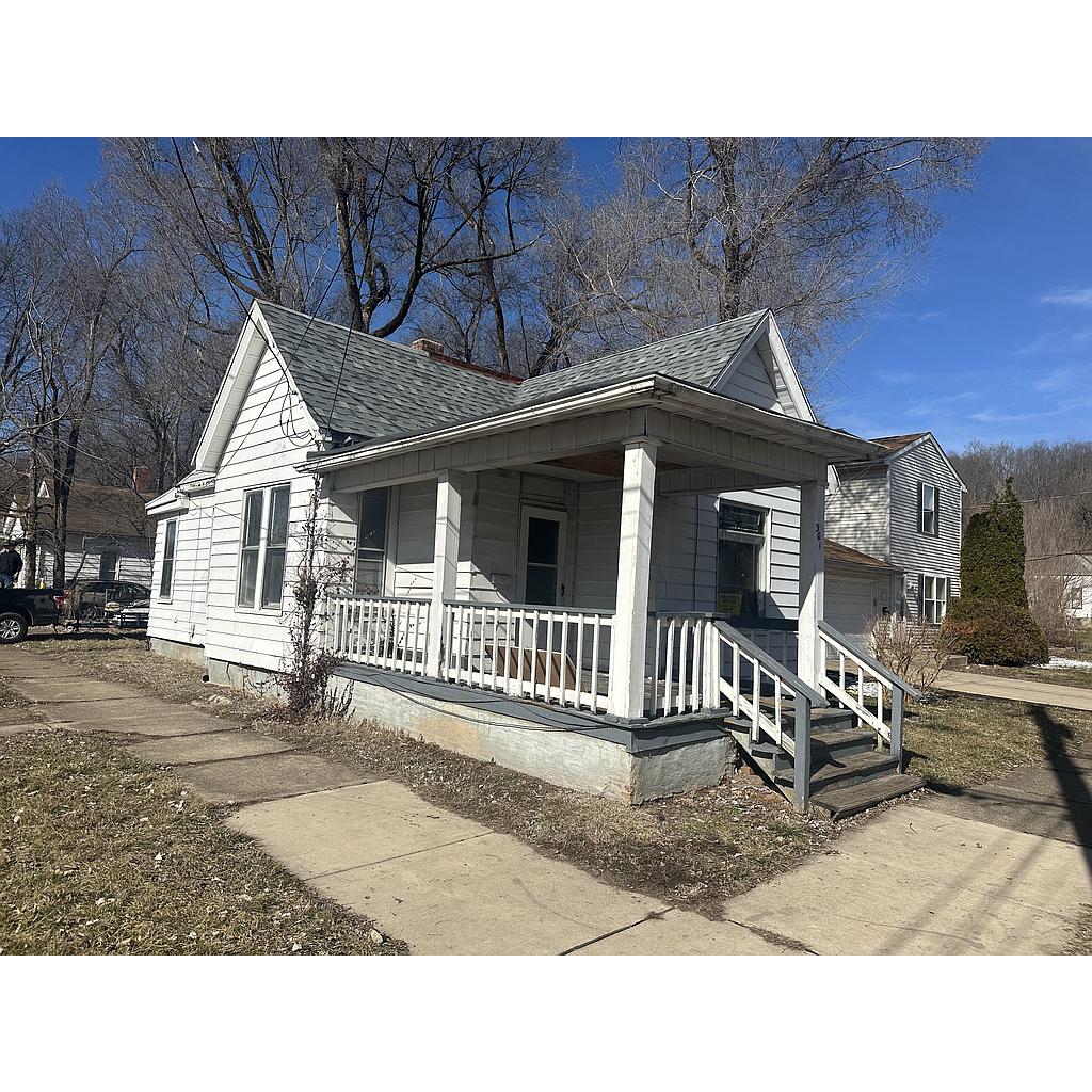 301 N Charlton St Peoria IL 61605