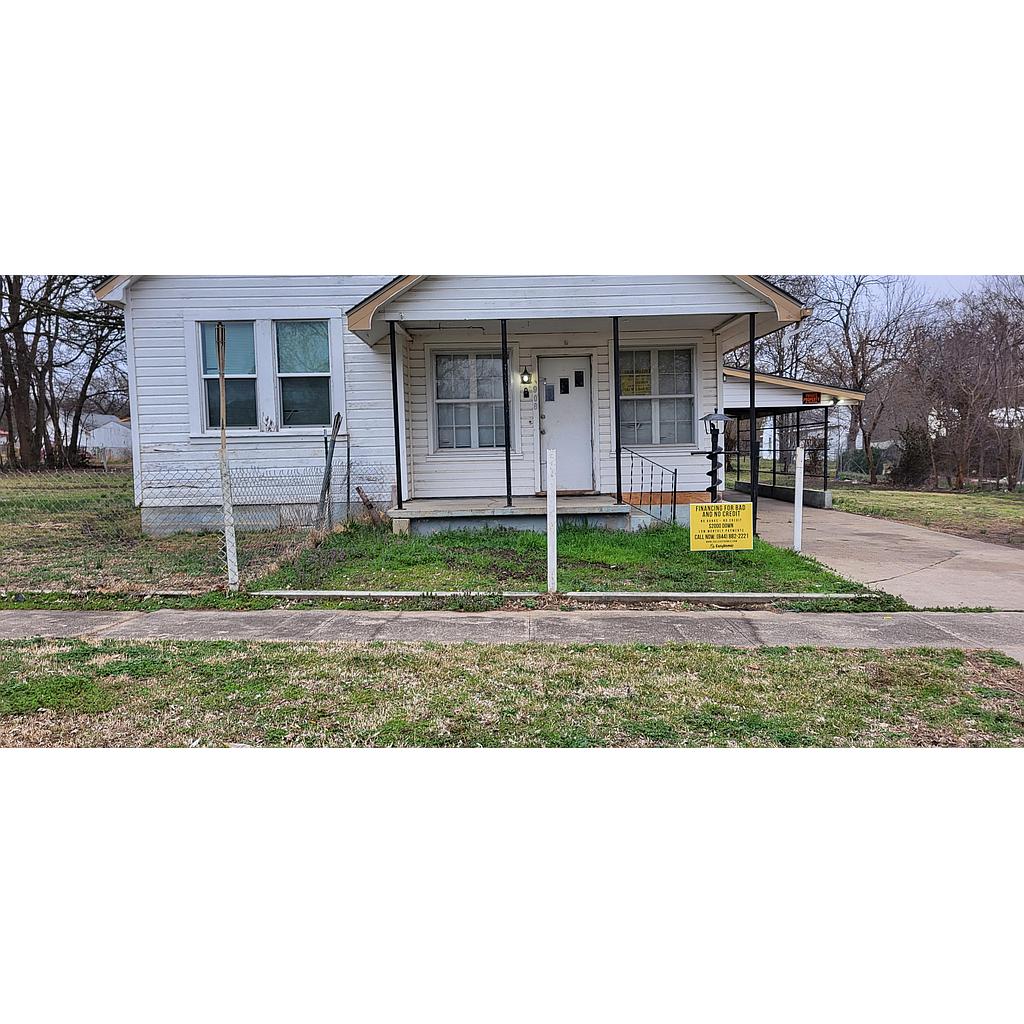 908 E  Edison St Independnce KS 67301