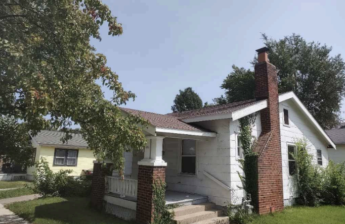 290 S Maffit St Decatur IL 62521