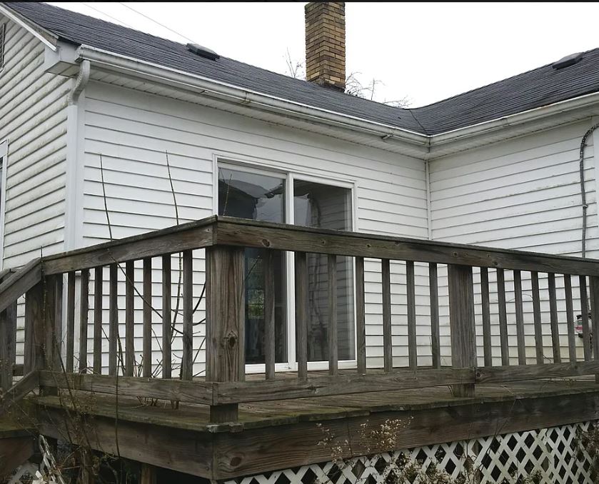 100 Dean St Dillonvale OH 43917