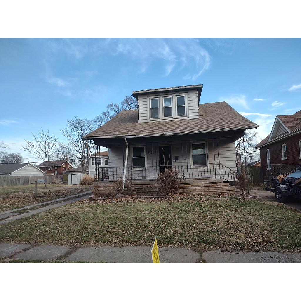 2418 Iowa St Granite City IL 62040